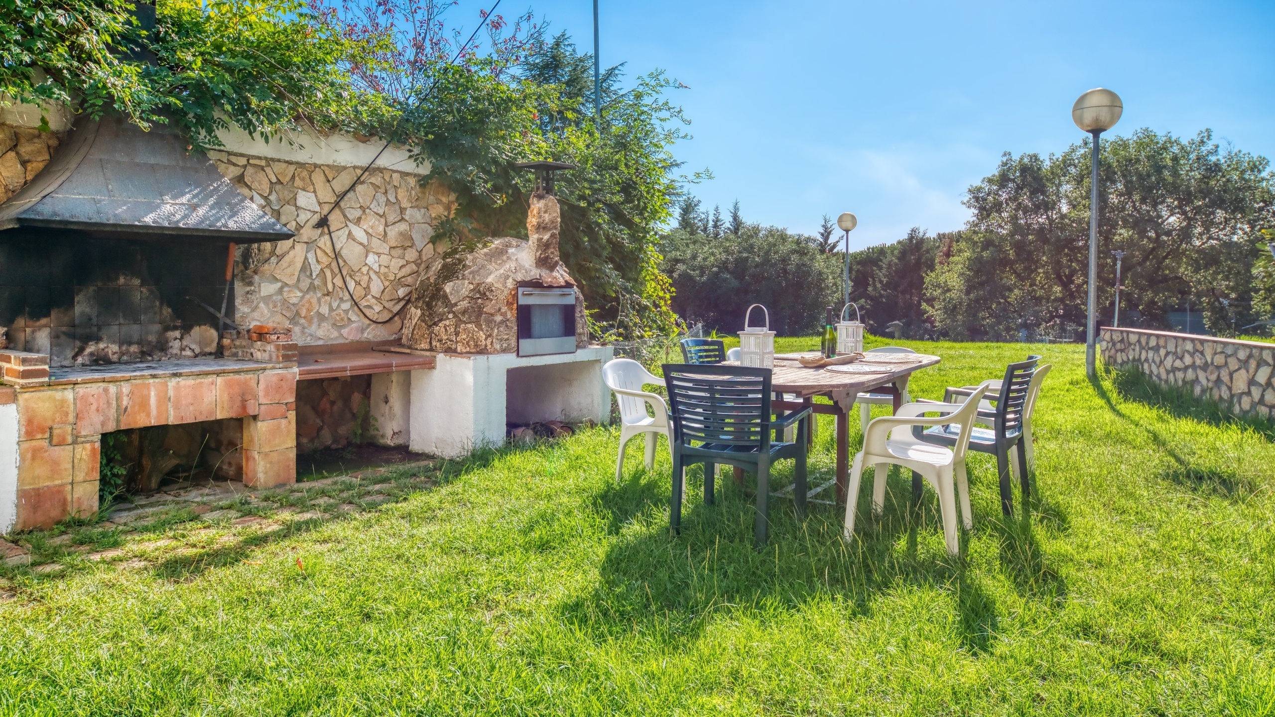 Ferienhäuser Costa Brava Countryside Spanien - Villa Can Bernardi - Grillplatz